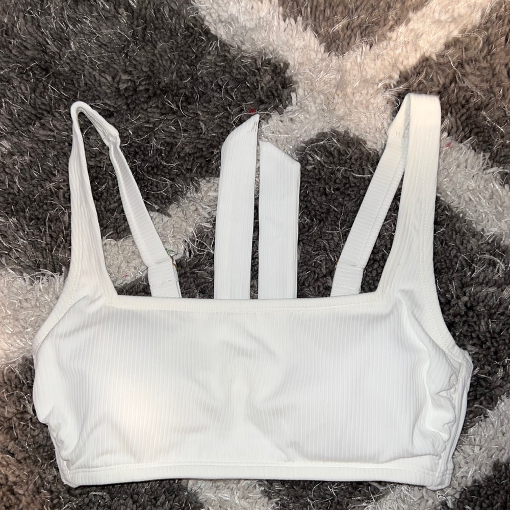 NWT White Bikini Top Xhilaration